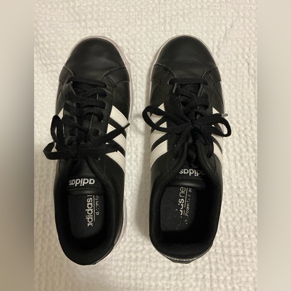 Adidas Classic Black with White Stripes Shoes - Picture 2 of 7